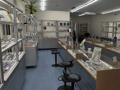 -无奔眼镜·蔡司·依视路授权店(马家堡店)
