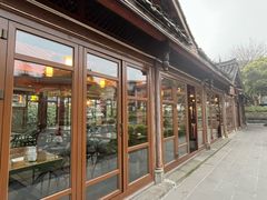 -美食村花园餐厅