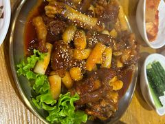 -喇喇排骨火锅·传统韩式脊骨汤(望京西园总店)