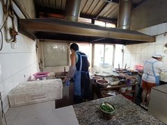 -正宗杨记普洱酸醋米线(总店)