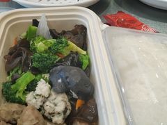 -添福来墨鱼饺子 · 海鲜东北菜(大连星海·黄浦路店)