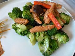 西兰花炒鲜鱿-东江海鲜酒家(艺都分店)