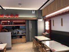 用餐区-膳心记-明火四宝煲仔饭(燕南店)