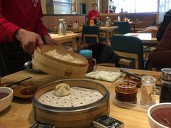 -小六汤包(亚欧店)