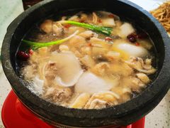 -墨脱石锅椰子鸡•海鲜糟粕醋(榆亚路店)