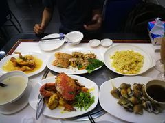 -量贩海鲜餐厅
