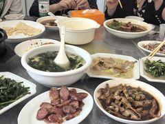 -山里人家土菜馆(茅山店)