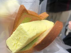 -詹爷爷乌节路街头冰淇淋