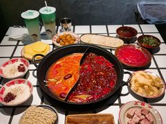 -贰回巷火锅馆(钟楼店)