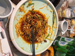 -锅老头海鲜铁锅炖