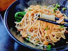 -丽影重庆小面(定西路店)
