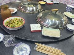 -高家小院铁锅炖大鹅(哈西高铁站店)