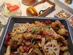 -荷塘秋月·本帮江浙菜(国权路店)