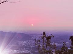 -鬼笑石后山停车场