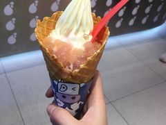 桃桃牛乳冰淇淋-波比艾斯(国金街店)