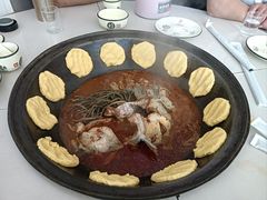 -正宗东北木火铁锅炖鱼村