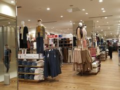 -优衣库(郑州丹尼斯大卫城店)