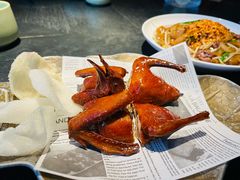 -蝴蝶里·粤菜·点心(滨江龙湖店)