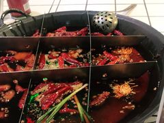 -财二舅火锅招待所