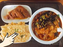 -水平有限螺蛳粉(宏达大厦店)