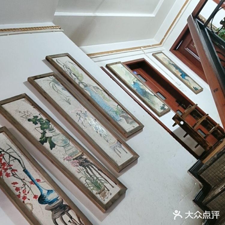 成都松弛感一半在庭院 大院河鲜鱼莊 清水河公园