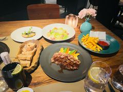 -Carbon莫卡哆·意大利复古集市餐厅(杭州大厦店)