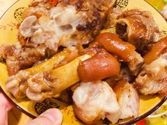 -李双猪·小龙虾·烧烤·羊肉煲(乐山店)
