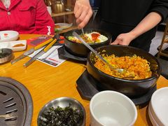 -缸桶屋韩国料理·全程帮烤(泰禾店)