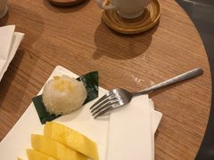 -Let’s Relax Spa(Terminal 21 Asok)
