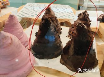咱说真的有人会买吗设计师或者面点师怎么想的呢 