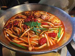 -湊湊火锅·茶憩(新中关购物中心店)