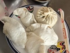 -宝羊老白家包子铺