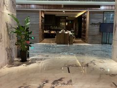 -上海漕河泾万丽酒店