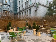 -潮一不贰·法式甜品·生日蛋糕·西式简餐(外滩店)