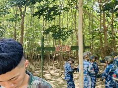-亲兄弟真人CS团建拓展基地