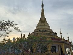 -一寨两国风景区