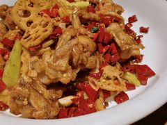 招牌大盆蛙-70后饭吧(府河街店)