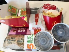 -麦当劳(百联西郊购物中心店)