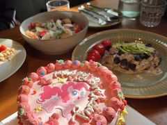 -JINNS锦时 steak&pizza(浸信会礼拜堂旧址店)
