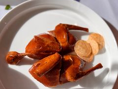招牌脆皮乳鸽-百盛·鼎膳(中海财富中心)