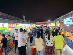 -大学城夜市大排档(凤栖路店)