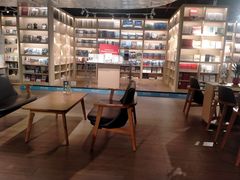 -新华书店(解放路店)