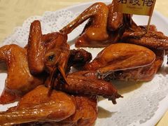 招牌烤乳鸽-石岐佬中山菜馆(张溪店)