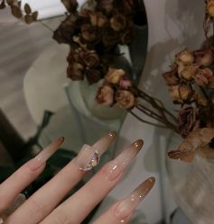 -RL Nail·瑞丽美甲美睫品牌原创店