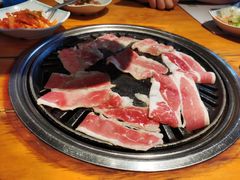 -唯成•韩国炭火烤肉 유성고기