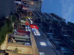 -狮虎桥路
