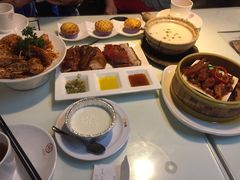 -新大咀港式茶餐厅(宝山万达店)
