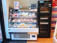 面包甜点陈列柜-丹香(崂山沙子口店)