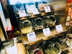 -东方红海鲜百汇(国际大厦店)