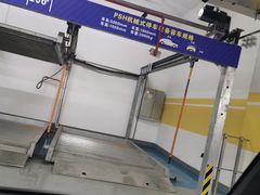 -华泰中心-停车场